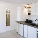 Janna - Sea View & Private Pool Ιέρ