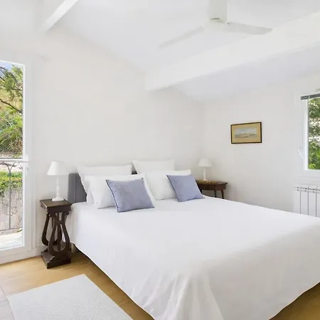 Janna - Sea View & Private Pool Villa Hyeres